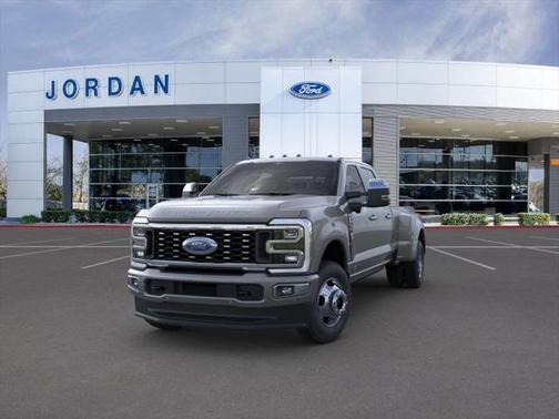 2025 Ford F-350 Platinum