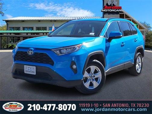 2021 Toyota RAV4 XLE