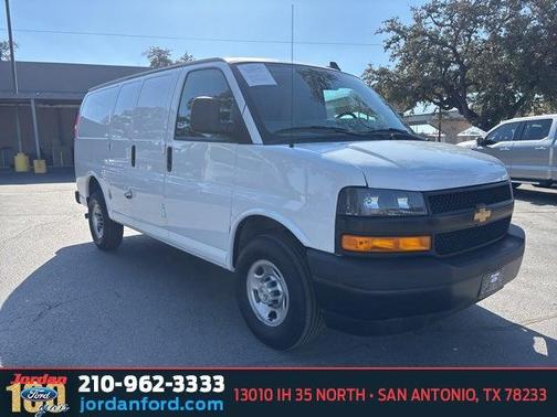 2024 Chevrolet Express 2500 RWD 2500 Regular Wheelbase WT