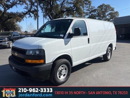 2024 Chevrolet Express 2500 RWD 2500 Regular Wheelbase WT