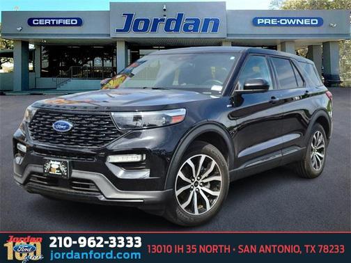 2022 Ford Explorer ST-Line