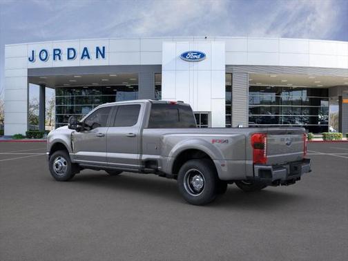 2025 Ford F-350 Lariat