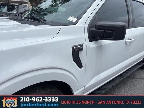 OXFORD WHITE 2023 Ford F-150 XLT