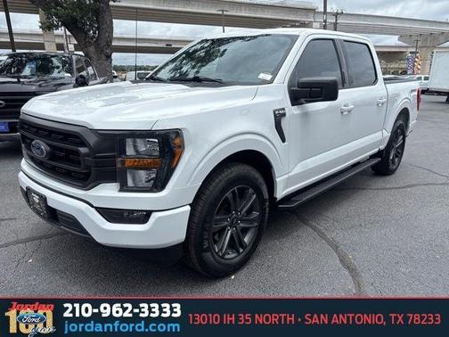 OXFORD WHITE 2023 Ford F-150 XLT