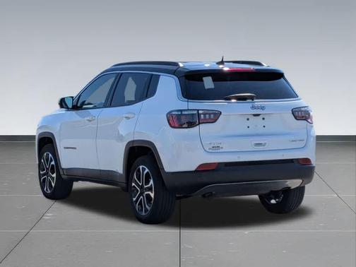 Bright White Clearcoat 2024 Jeep Compass Limited