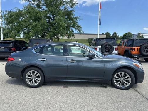2012 INFINITI M37x Base