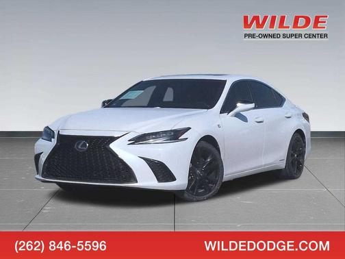 2022 Lexus ES 300h F SPORT
