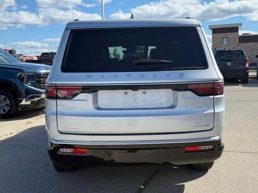 2023 Jeep Wagoneer L Series II