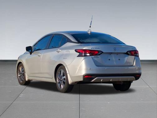 2020 Nissan Versa 1.6 SV