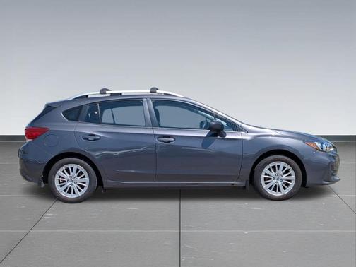 Magnetite Gray Metallic 2018 Subaru Impreza 2.0i Premium