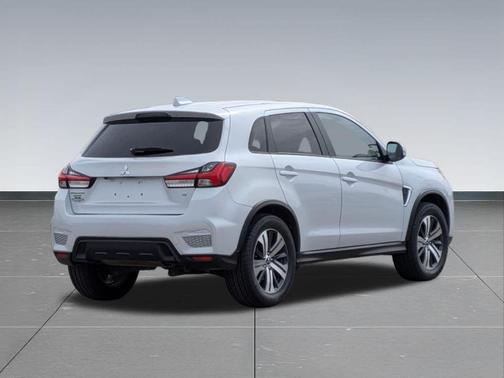 2024 Mitsubishi Outlander Sport SE