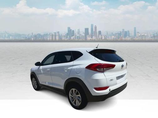 2018 Hyundai TUCSON SE
