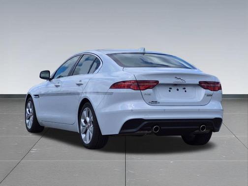 Yulong White 2020 Jaguar XE S