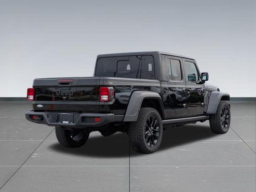 2024 Jeep Gladiator Sport