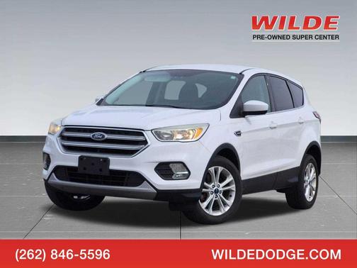 Oxford White 2017 Ford Escape SE