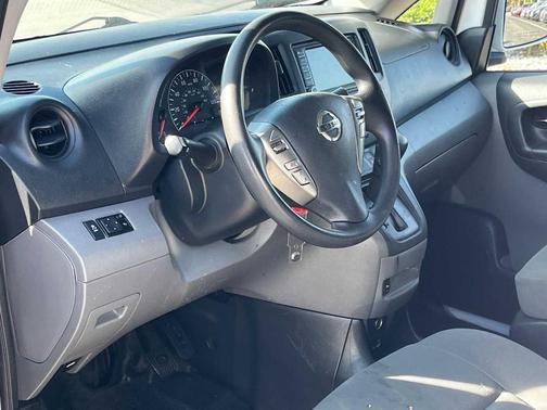 2021 Nissan NV200 SV