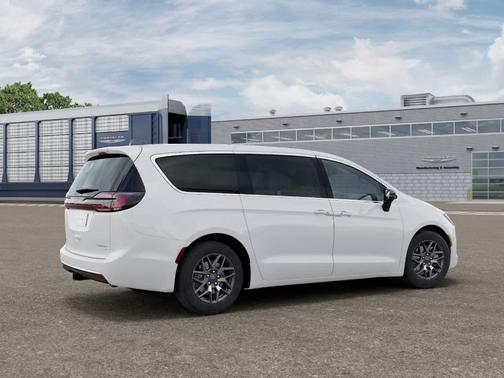 Bright White Clearcoat 2027 Chrysler Pacifica LIMITED