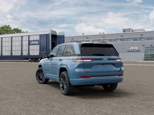 Steel Blue 2026 Jeep Grand Cherokee Limited