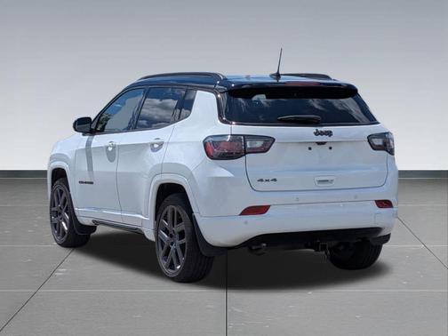 Bright White Clearcoat 2025 Jeep Compass Limited