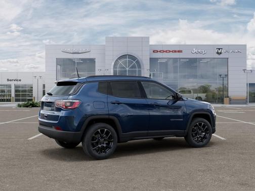 Fathom Blue Pearlcoat 2026 Jeep Compass Latitude