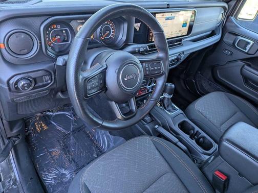 2024 Jeep Gladiator Mojave