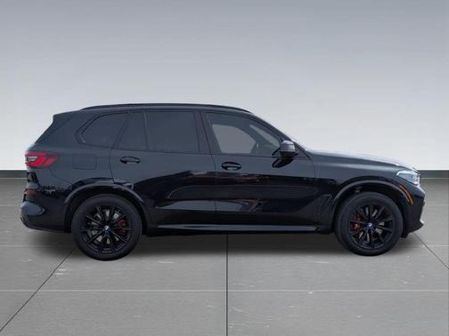 2023 BMW X5 M50i