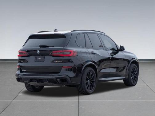 2023 BMW X5 M50i
