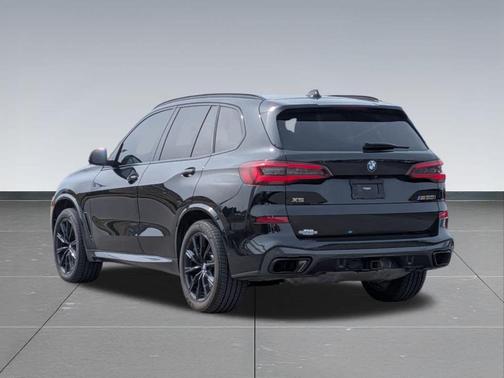 2023 BMW X5 M50i