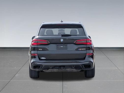 2023 BMW X5 M50i