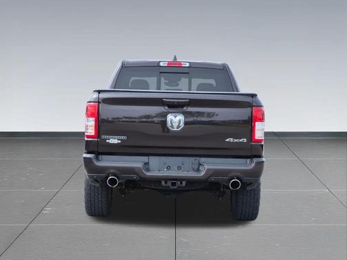 Rugged Brown Pearlcoat 2019 RAM 1500 Big Horn