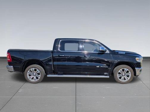 Diamond Black 2019 RAM 1500 Longhorn