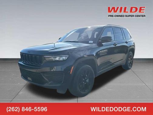 2025 Jeep Grand Cherokee Laredo