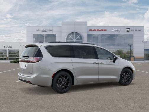 2026 Chrysler Pacifica Limited