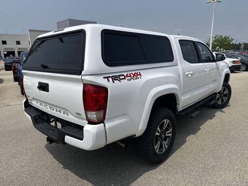 2017 Toyota Tacoma TRD Sport