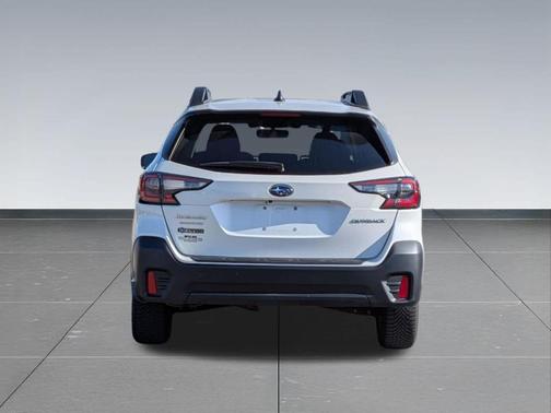 Crystal White Pearl 2021 Subaru Outback Premium