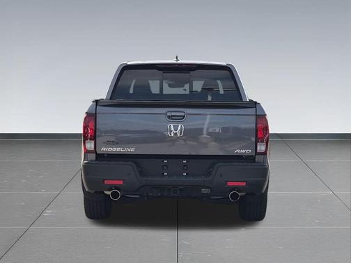 Modern Steel Metallic 2023 Honda Ridgeline RTL-E