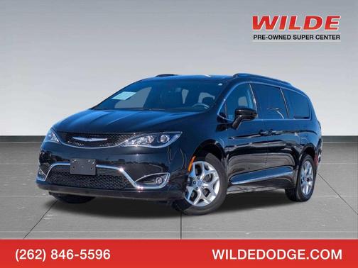 2020 Chrysler Pacifica Touring-L