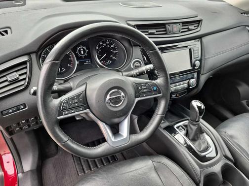 Scarlet Ember Tintcoat 2019 Nissan Rogue SL