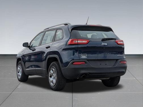2018 Jeep Cherokee Sport