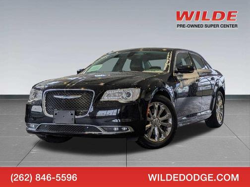 2017 Chrysler 300 Limited