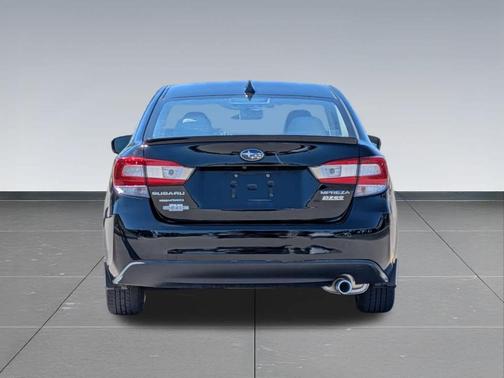 Crystal Black Silica 2017 Subaru Impreza Limited