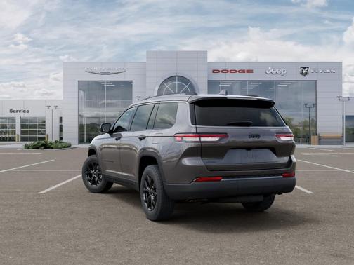 Metallic 2026 Jeep Grand Cherokee L Laredo