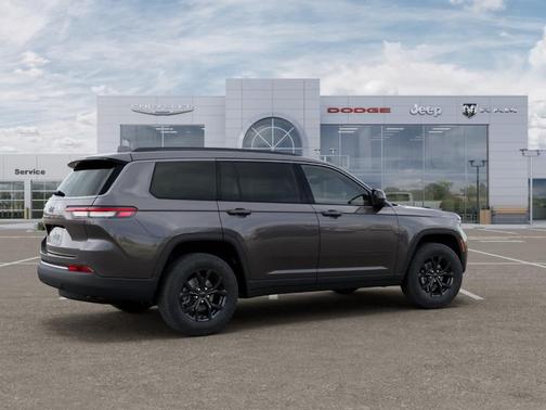 Metallic 2026 Jeep Grand Cherokee L Laredo