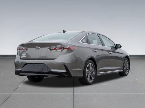 2018 Hyundai SONATA Hybrid Limited