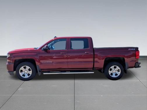 Siren Red Tintcoat 2017 Chevrolet Silverado 1500 LT