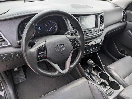 Ash Black 2017 Hyundai TUCSON Limited