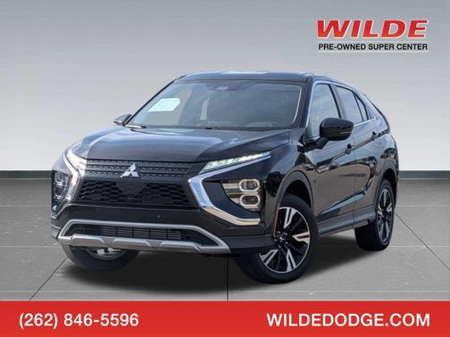 Labrador Black Pearl 2024 Mitsubishi Eclipse Cross SE