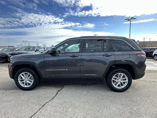 2025 Jeep Grand Cherokee Laredo X