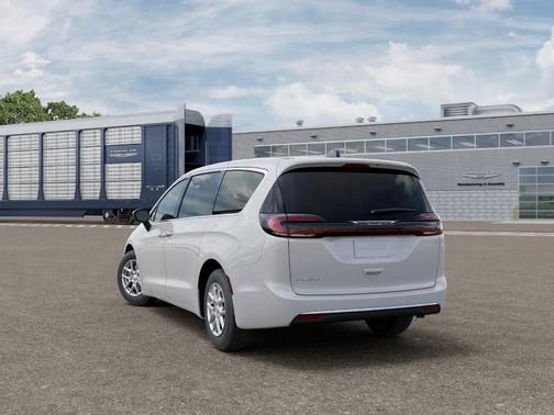 Bright White Clearcoat 2027 Chrysler Pacifica SELECT