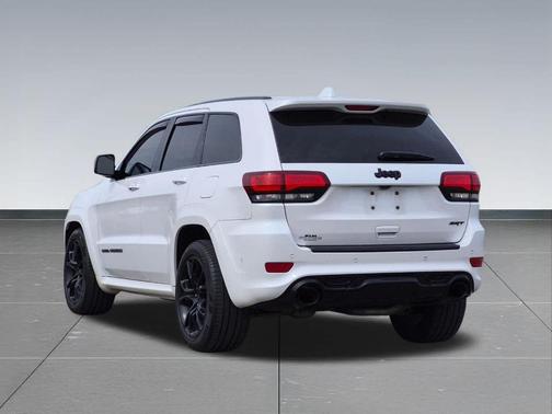 Ivory 2017 Jeep Grand Cherokee SRT